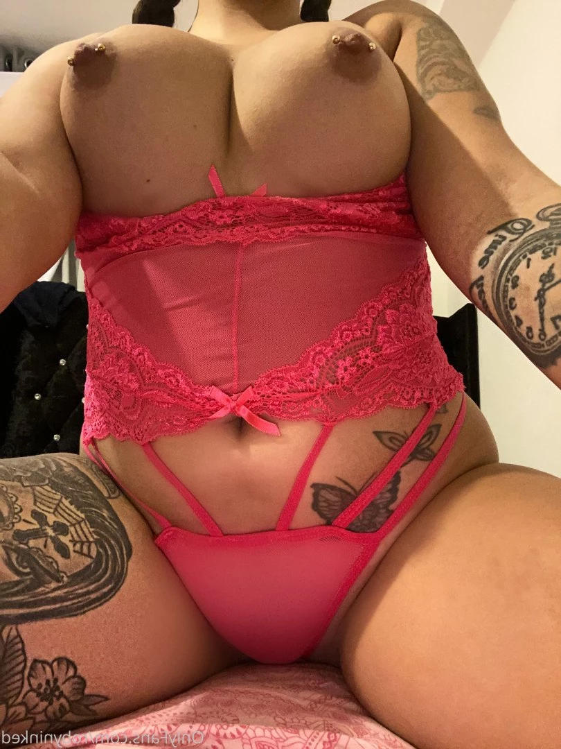 Robyninked Custom making queen 😈 [ robyninked ] Onlyfans leaked photo 1793089 on Hotleaks.tv