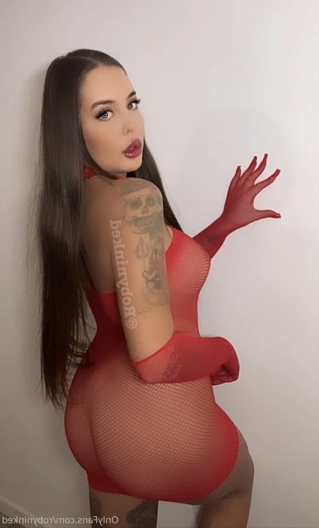 Robyninked Custom making queen 😈 [ robyninked ] Onlyfans leaked photo 1793094 on Hotleaks.tv
