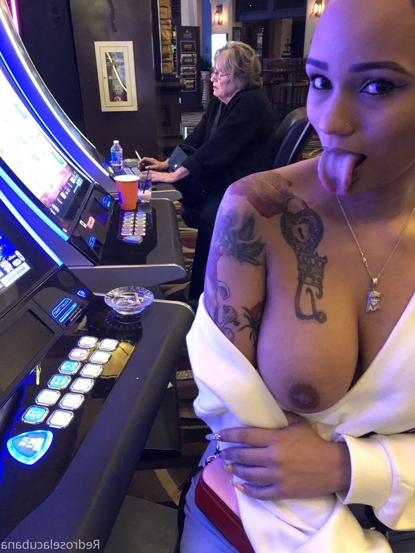 Red Rose [ rosanag ] Onlyfans leaked photo 2076096 on Hotleaks.tv