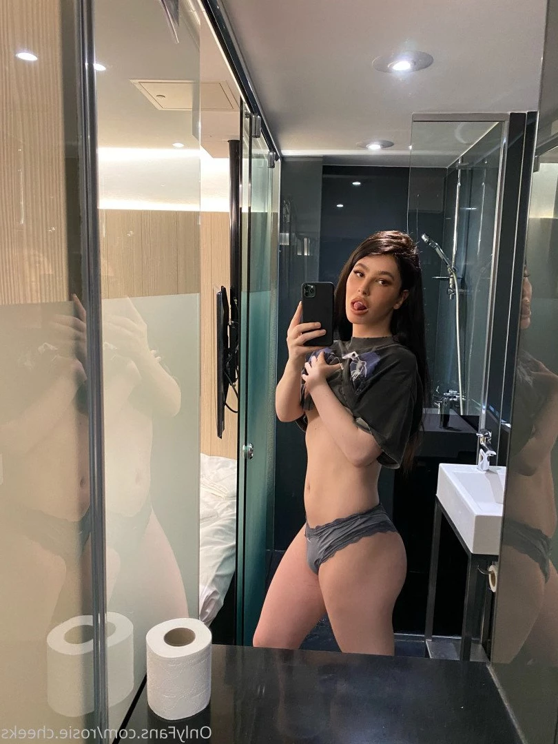 rosie cheeks (trans woman) [ rosie.cheeks ] Onlyfans leaked photo 1794505 on Hotleaks.tv