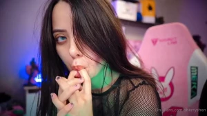 1930382