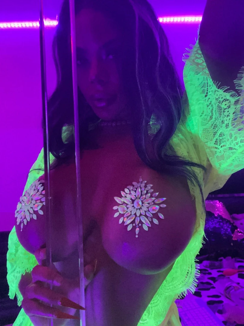 strellakat Onlyfans leaked photo 7754583 on Hotleaks.tv