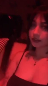 1931639