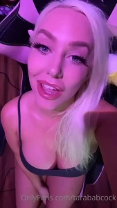 9272029