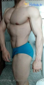 muscle_worship