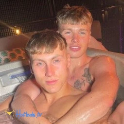 gay_0161_couple