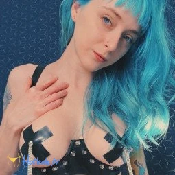 sallyskinkyside