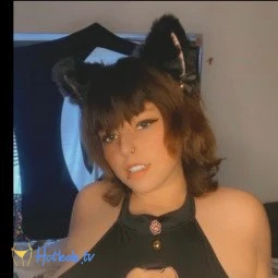 Senpai_Sara