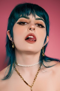 Vee Ives