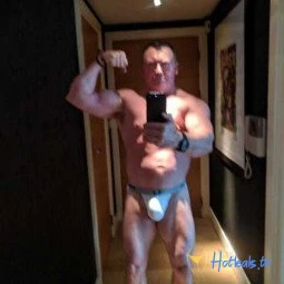 Xlmusclewrestler