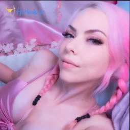 Amber LaRay