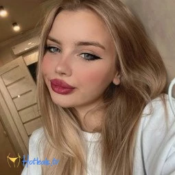 Freya Boobs