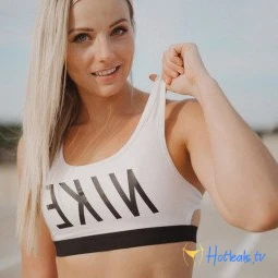 Kelly Gee
