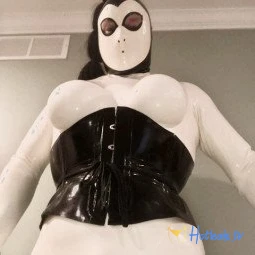 Latex Rubbergirl