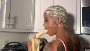 lushplayhouse
