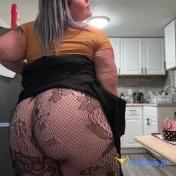YOUR BBW GF MCJIGGLEZZZ 🍑