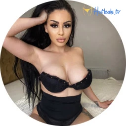 𝑪𝒆𝒍𝒊𝒏𝒆 🥵🔥🔥
