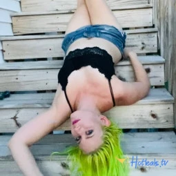 Peachesisastonedfruit2free