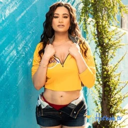 Bollywood Starlet