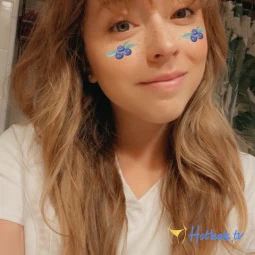Ashley 🌸 your e girlfriend