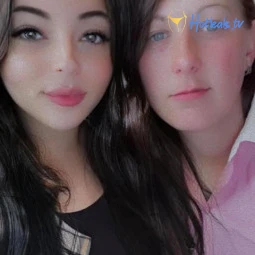 sexylesbiancouple98