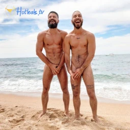 twoguysonecam