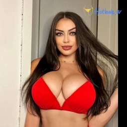 Mariella Mae 🍒 mariellamaexo OnlyFans leaked videos on  