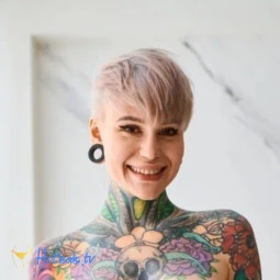 U lil tattooed monster😏🤭